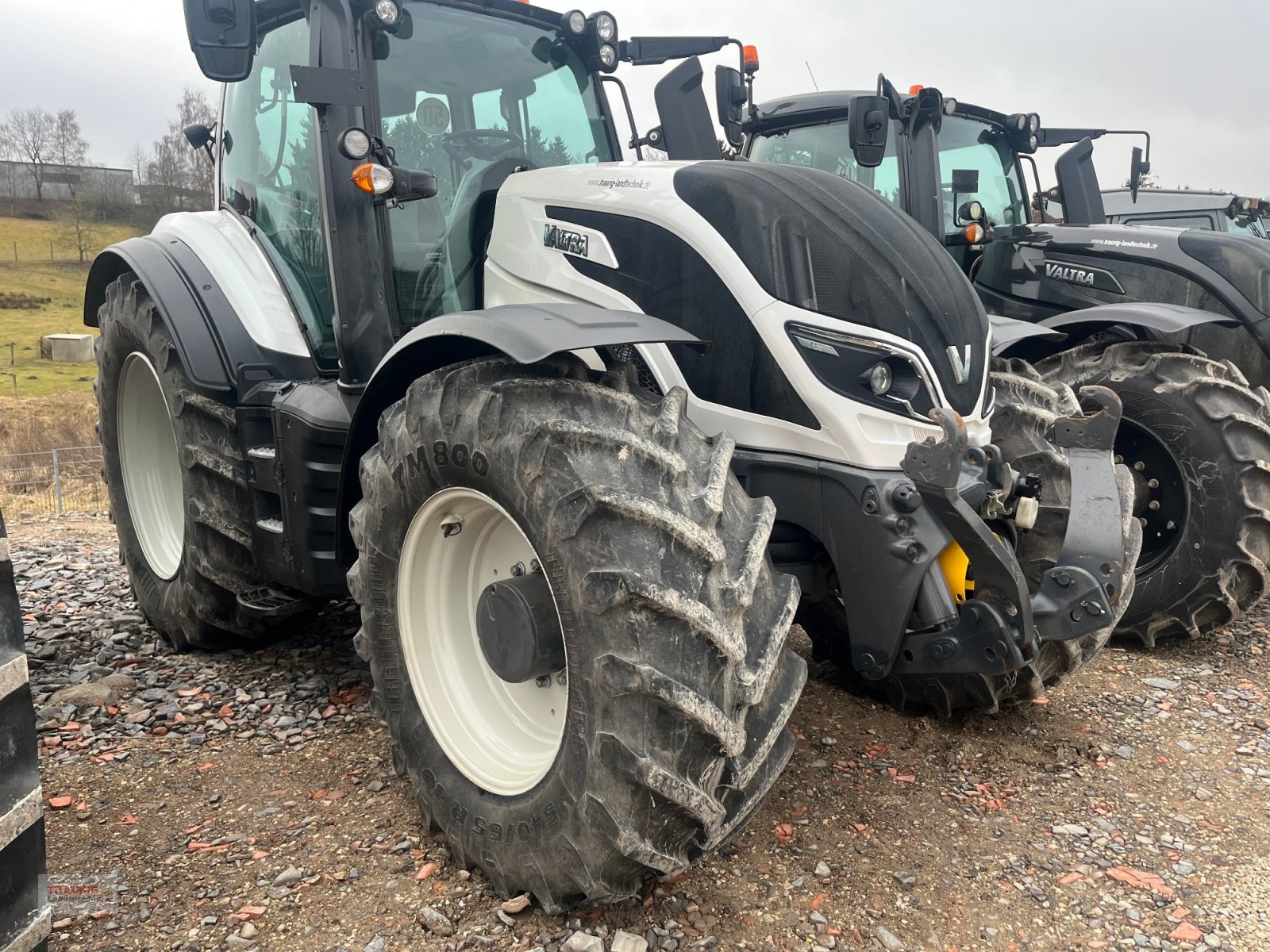 Traktor of the type Valtra T174 D, Gebrauchtmaschine in Mainburg/Wambach (Picture 12)