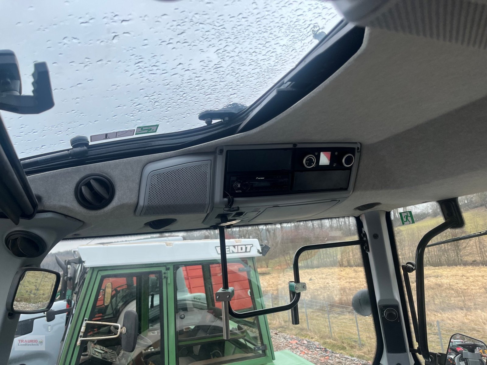 Traktor of the type Valtra T174 D, Gebrauchtmaschine in Mainburg/Wambach (Picture 17)