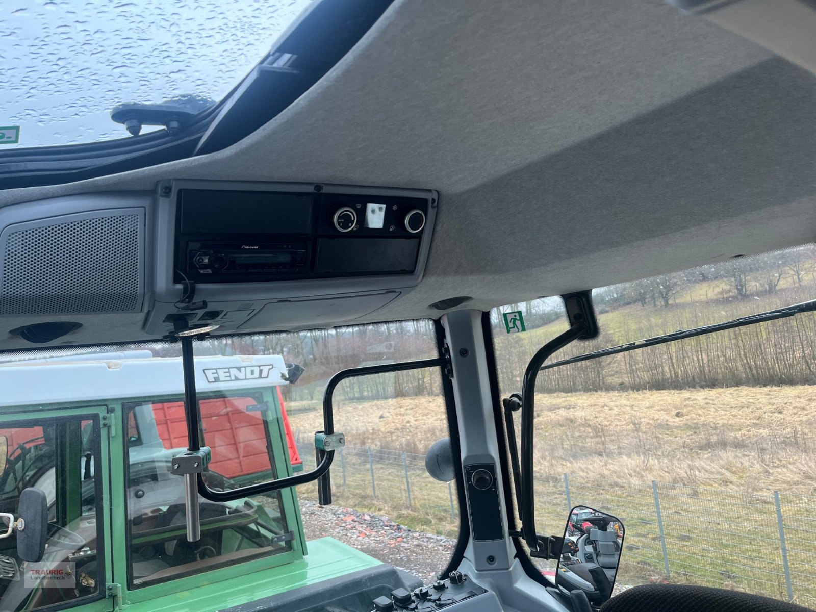 Traktor of the type Valtra T174 D, Gebrauchtmaschine in Mainburg/Wambach (Picture 18)