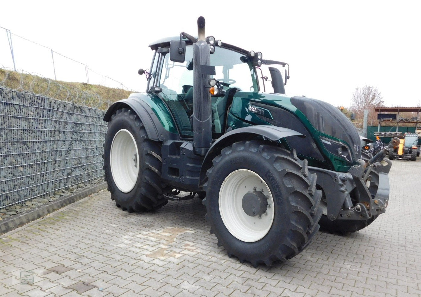Traktor typu Valtra T174 E D  25 Edition, Gebrauchtmaschine v Gross-Bieberau (Obrázek 3)