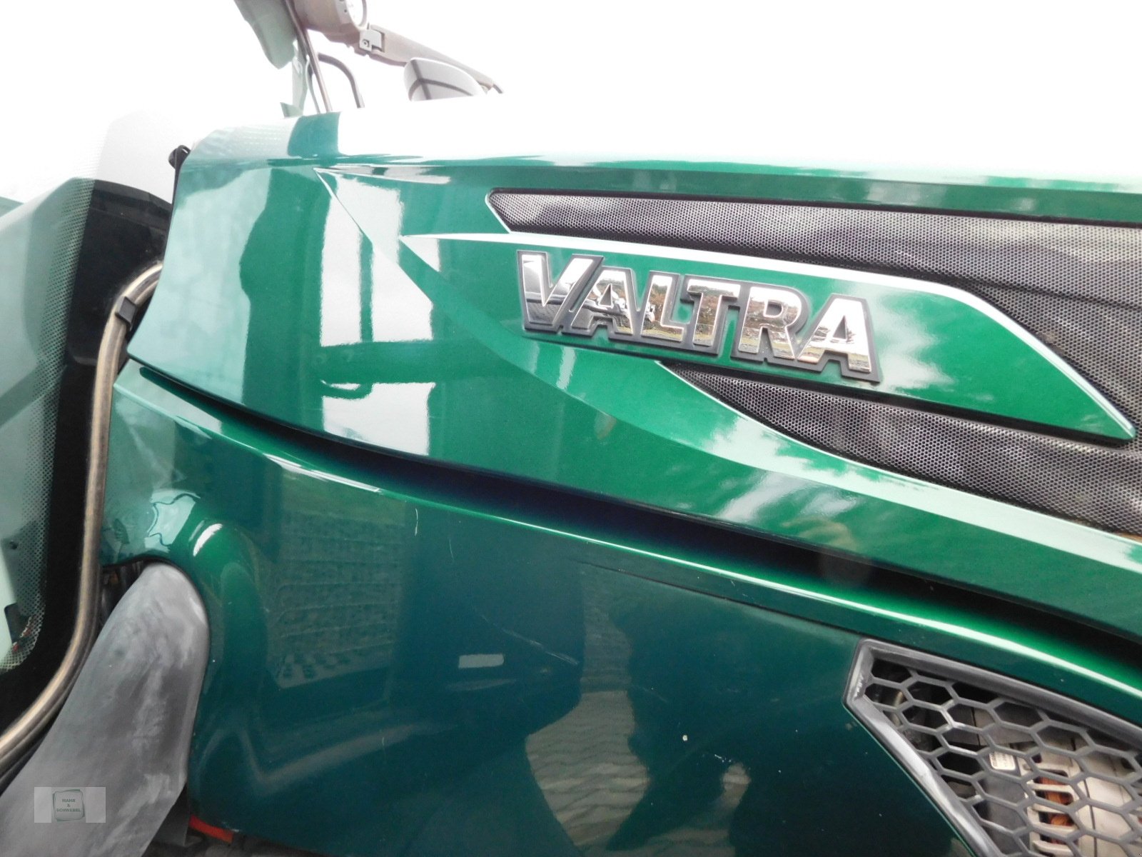 Traktor typu Valtra T174 E D  25 Edition, Gebrauchtmaschine v Gross-Bieberau (Obrázek 5)