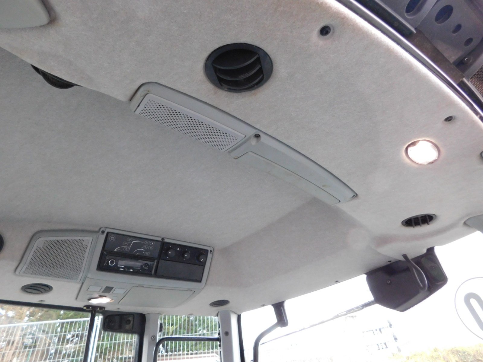 Traktor typu Valtra T174 E D  25 Edition, Gebrauchtmaschine v Gross-Bieberau (Obrázek 11)