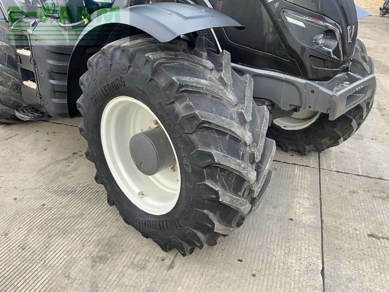 Traktor typu Valtra t174 hi tech tractor (st25043), Gebrauchtmaschine v SHAFTESBURY (Obrázek 12)