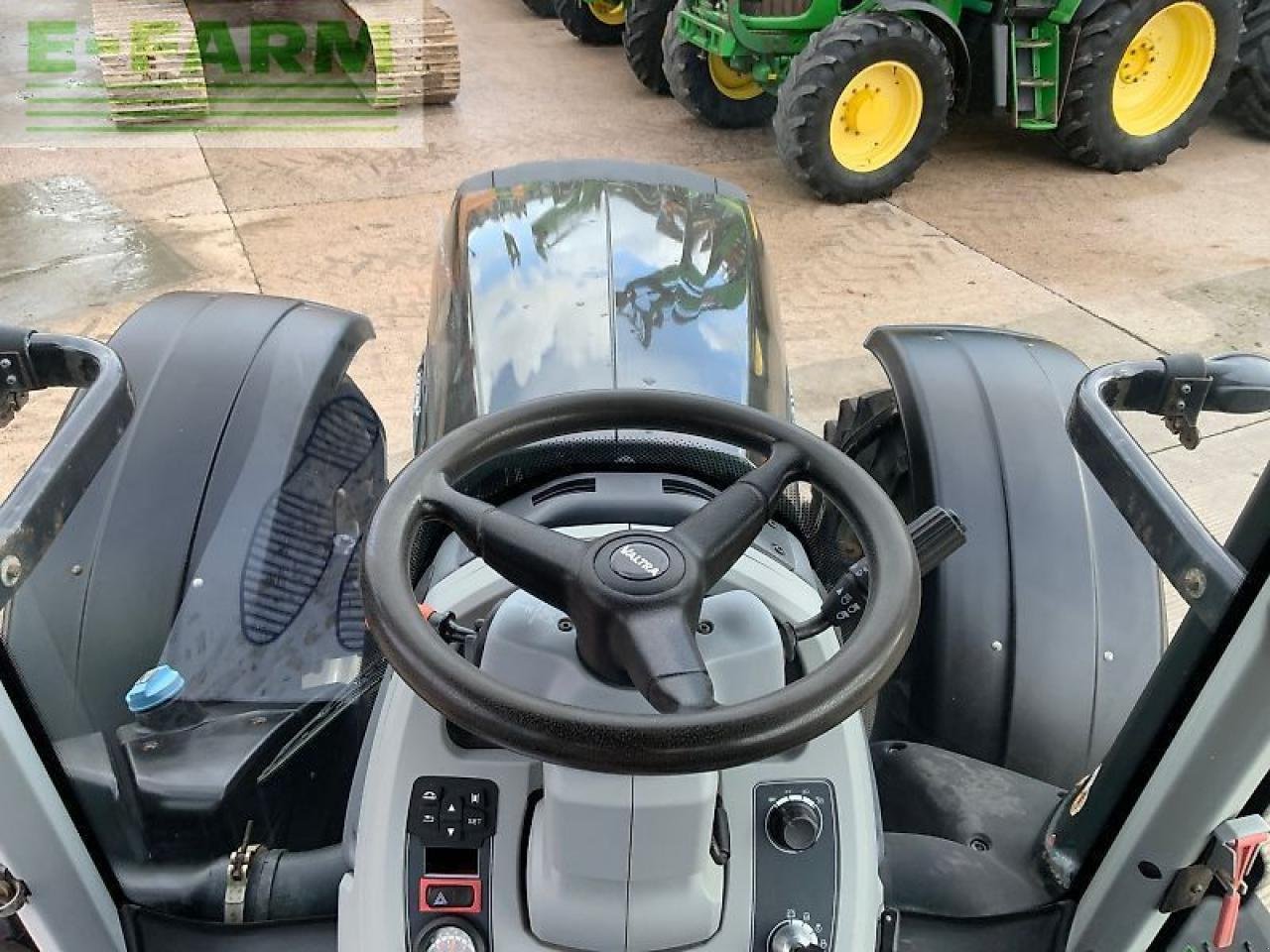 Traktor typu Valtra t174 hi tech tractor (st25043), Gebrauchtmaschine v SHAFTESBURY (Obrázek 17)