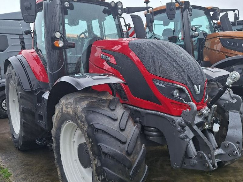 Traktor tipa Valtra T174 V, Gebrauchtmaschine u Neufchâtel-en-Bray (Slika 1)