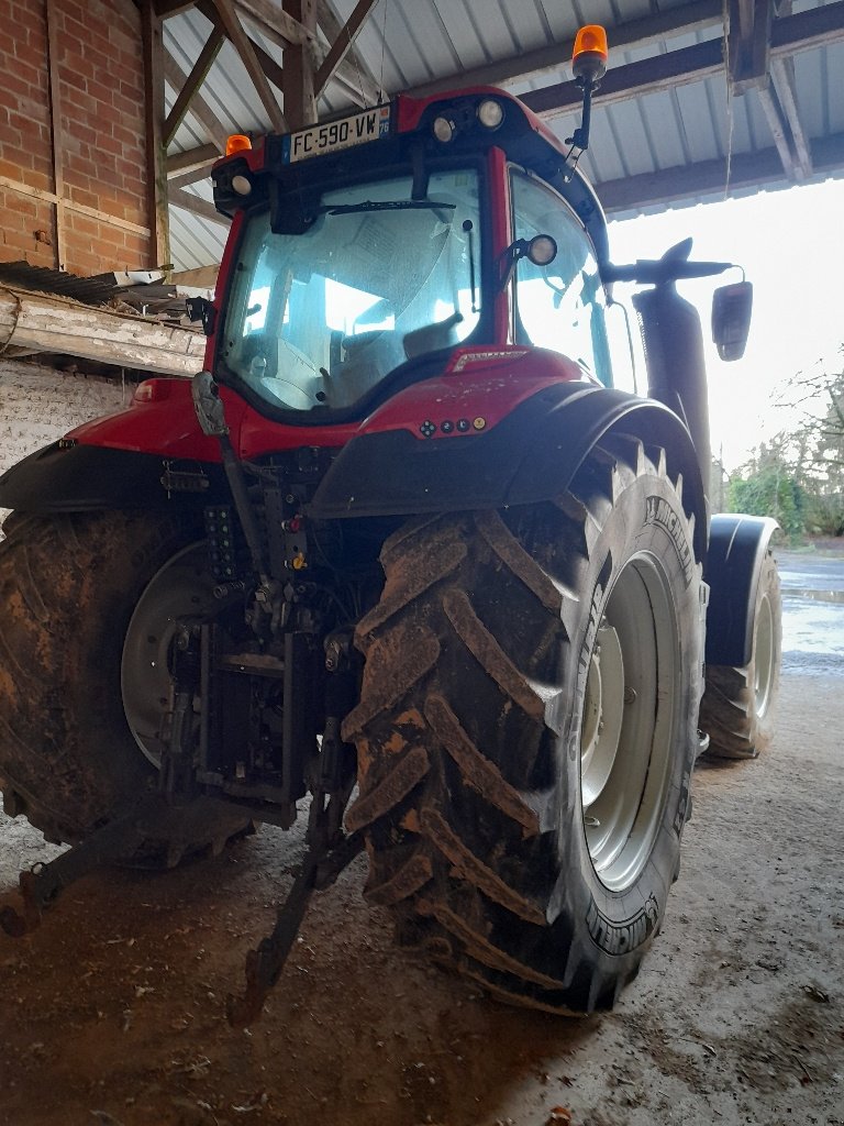 Traktor типа Valtra T174 V, Gebrauchtmaschine в Neufchâtel-en-Bray (Фотография 4)