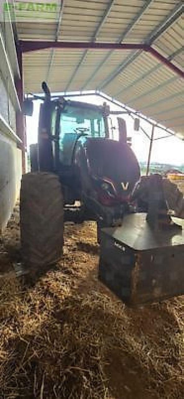 Traktor типа Valtra t174 versu, Gebrauchtmaschine в MONFERRAN (Фотография 3)