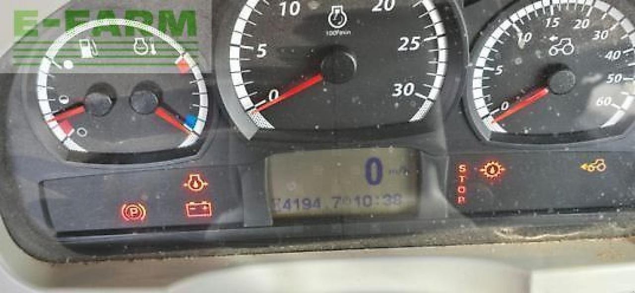 Traktor типа Valtra t174 versu, Gebrauchtmaschine в MONFERRAN (Фотография 4)