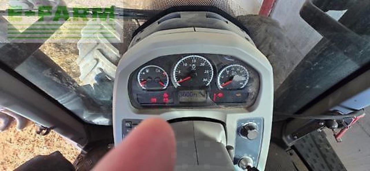 Traktor типа Valtra t174 versu, Gebrauchtmaschine в MONFERRAN (Фотография 9)