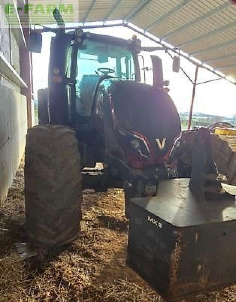 Traktor типа Valtra t174 versu, Gebrauchtmaschine в MONFERRAN (Фотография 10)