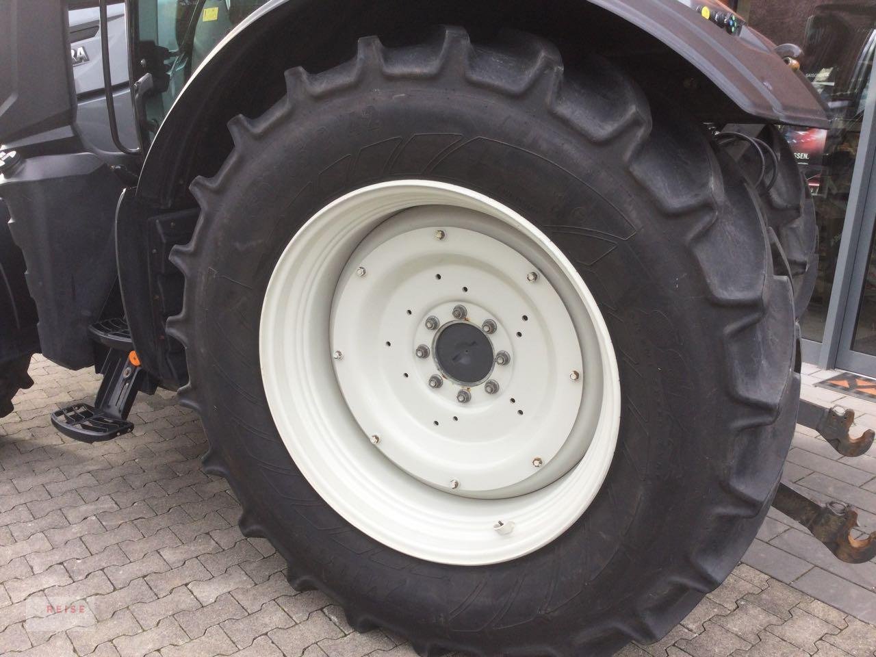 Traktor del tipo Valtra T174 Versu, Gebrauchtmaschine en Lippetal / Herzfeld (Imagen 15)