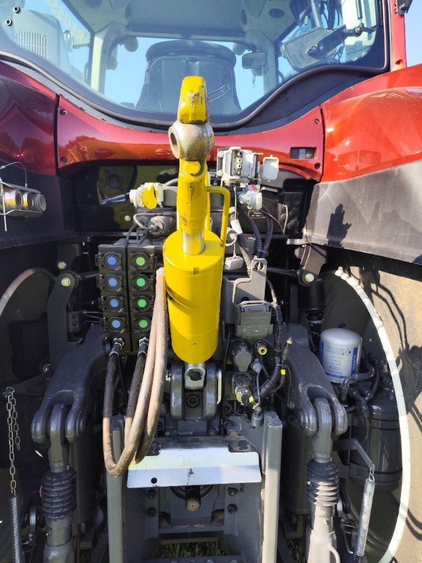 Traktor del tipo Valtra T174 Versu, Gebrauchtmaschine In Raperswilen (Immagine 2)