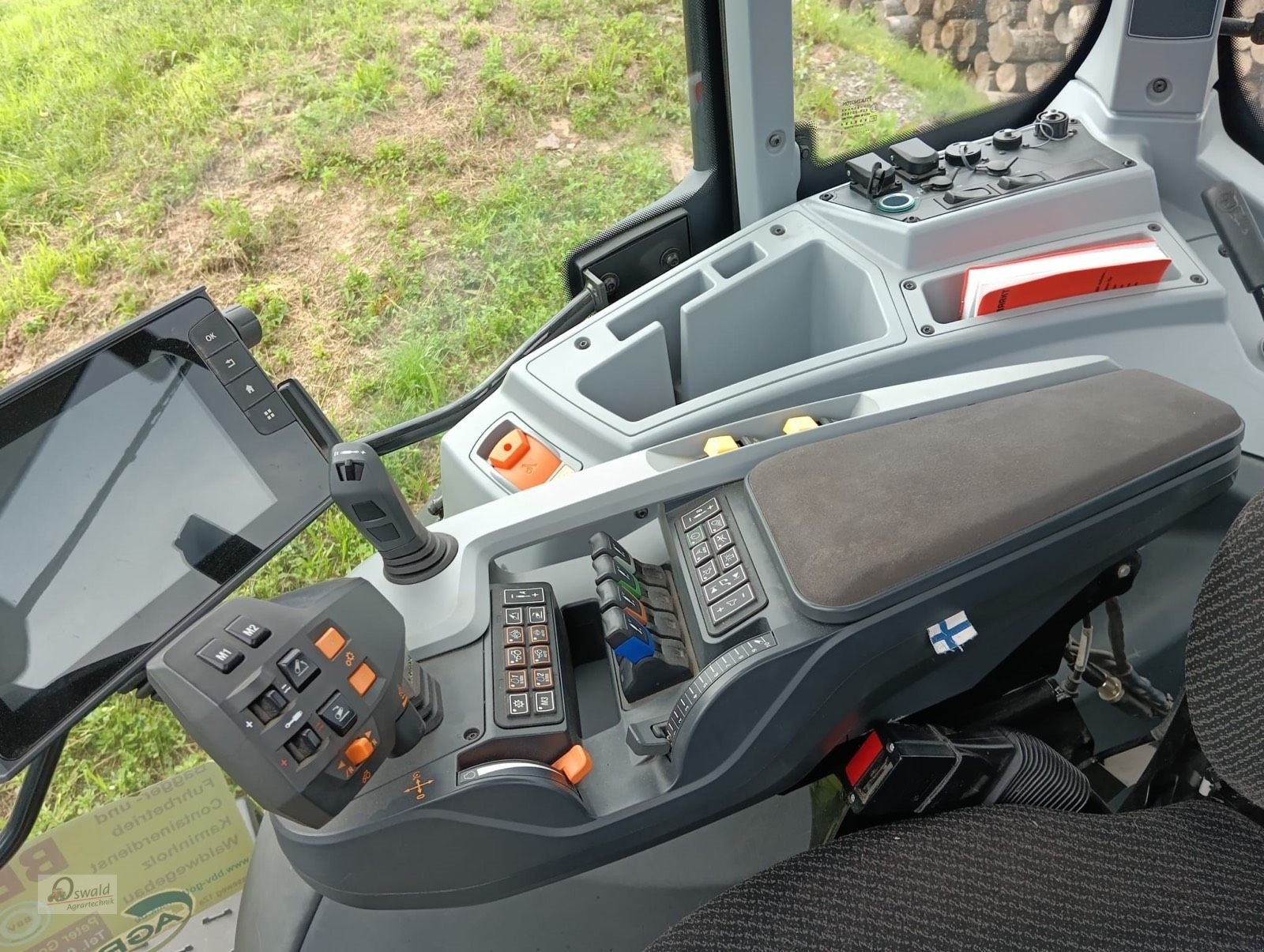Traktor typu Valtra T174, Gebrauchtmaschine v Regen (Obrázek 3)