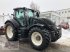 Traktor typu Valtra T174, Neumaschine v Regen (Obrázek 1)