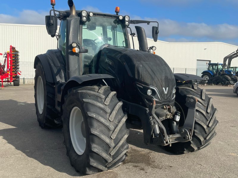 Traktor za tip Valtra T174, Gebrauchtmaschine u Neufchâtel-en-Bray (Slika 1)