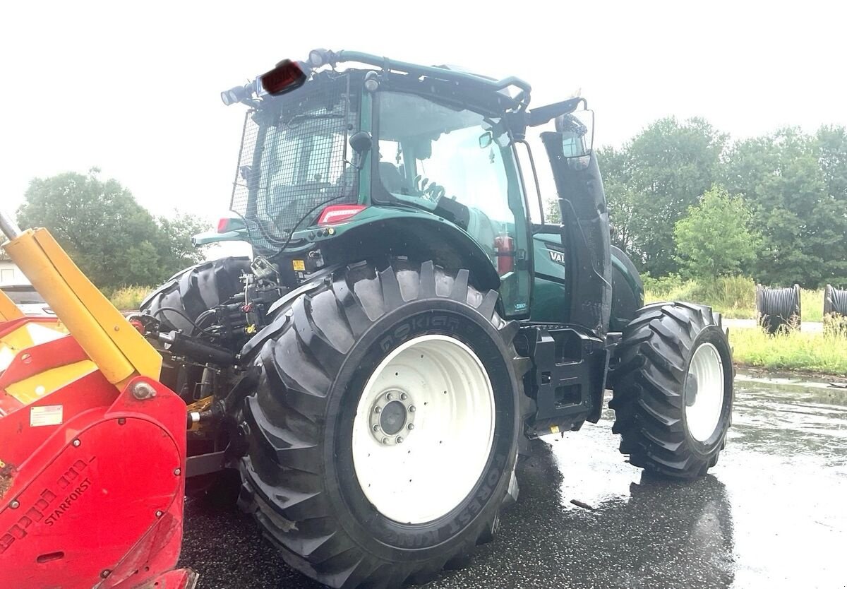 Traktor типа Valtra T174, Gebrauchtmaschine в Zwettl (Фотография 3)