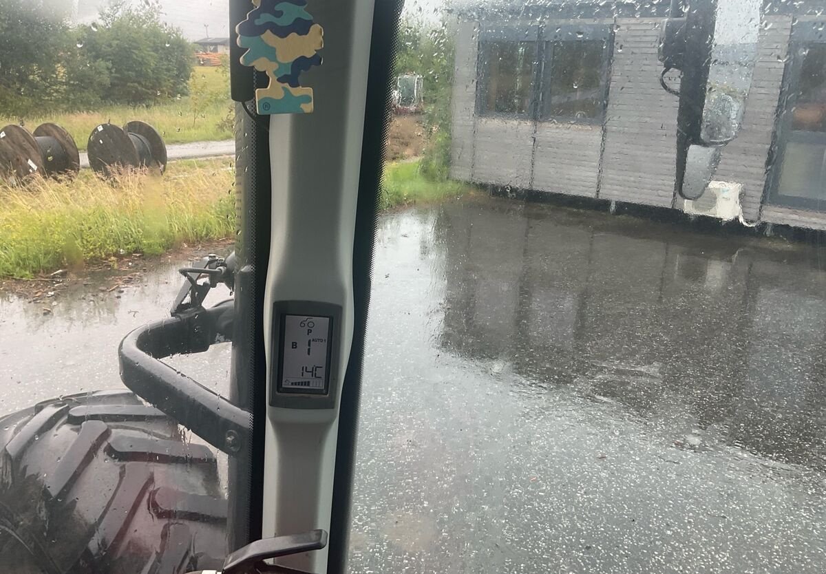 Traktor типа Valtra T174, Gebrauchtmaschine в Zwettl (Фотография 23)