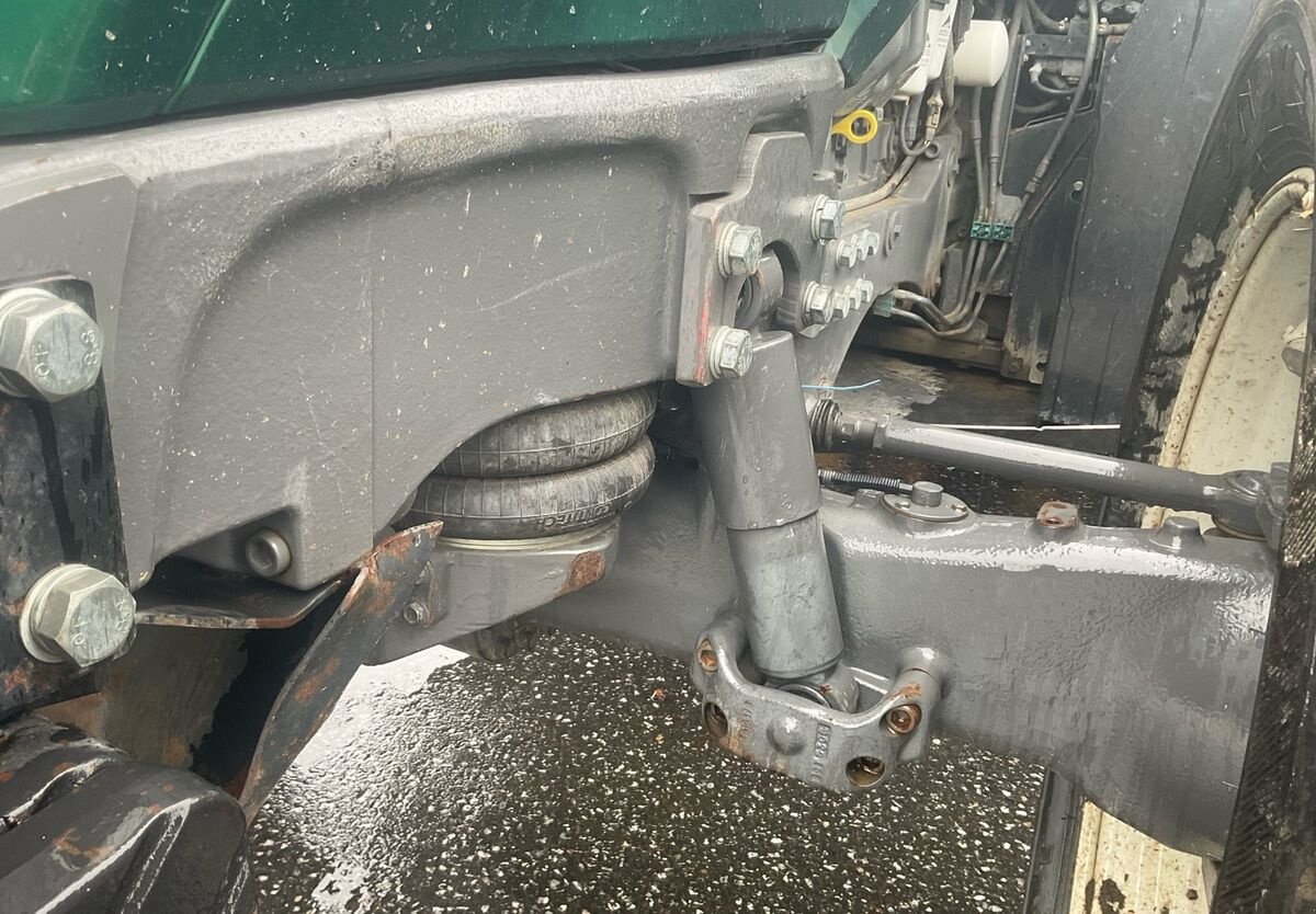 Traktor типа Valtra T174, Gebrauchtmaschine в Zwettl (Фотография 13)