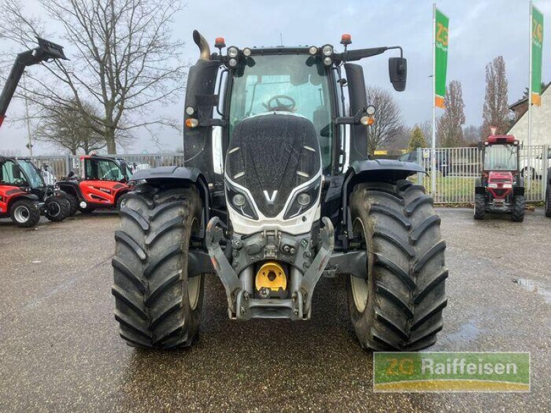 Traktor от тип Valtra T174, Gebrauchtmaschine в Bühl (Снимка 2)