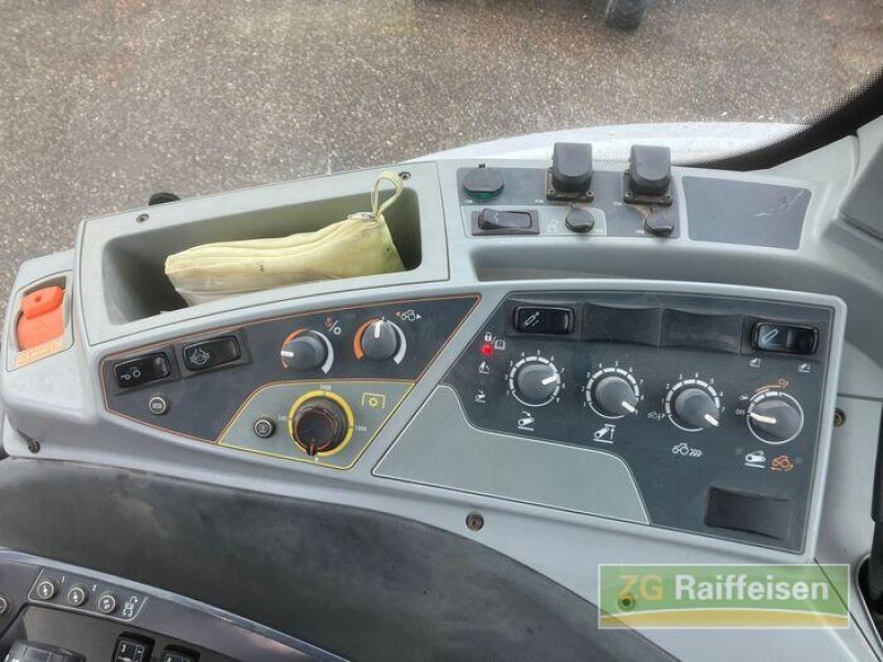 Traktor от тип Valtra T174, Gebrauchtmaschine в Bühl (Снимка 15)