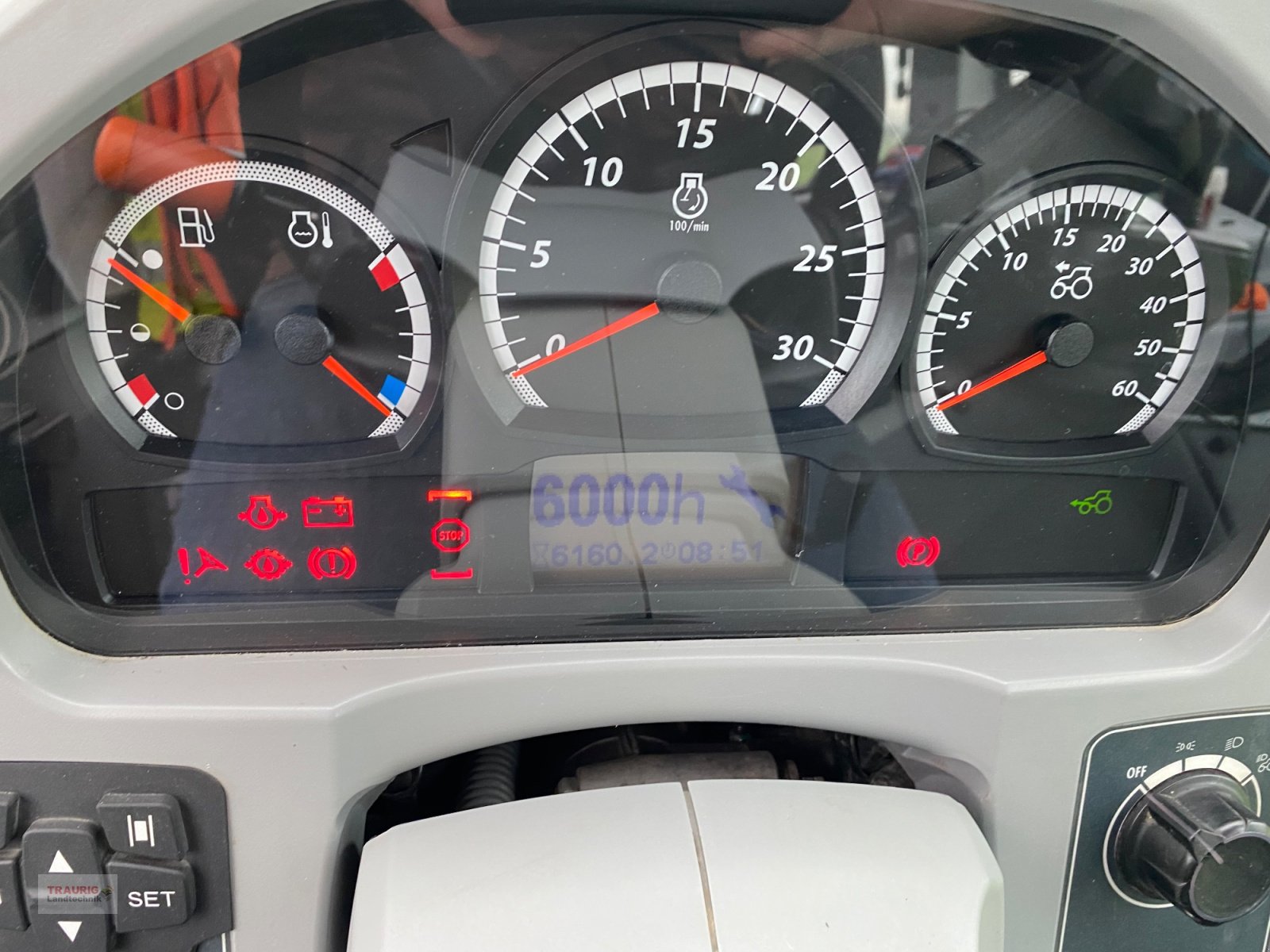 Traktor del tipo Valtra T174e D, Gebrauchtmaschine In Mainburg/Wambach (Immagine 7)