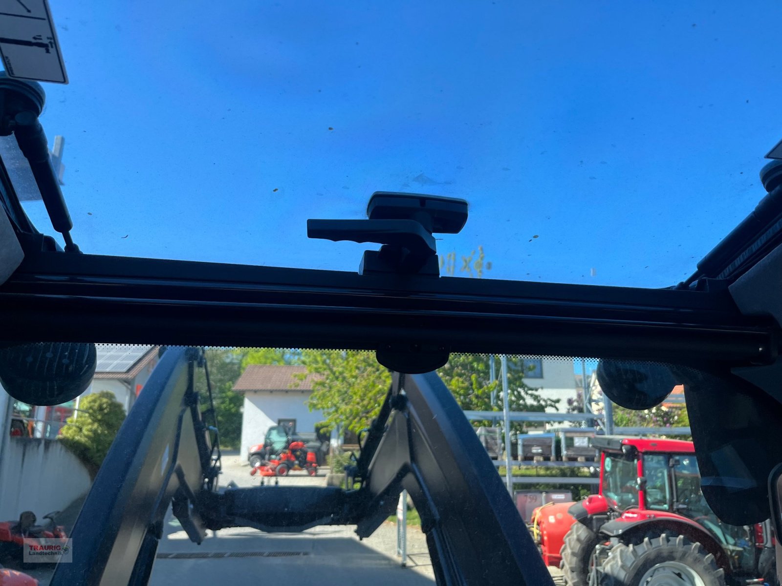 Traktor tipa Valtra T175 A mit FL, Gebrauchtmaschine u Mainburg/Wambach (Slika 5)