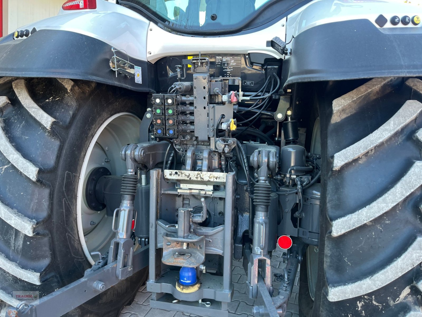 Traktor tipa Valtra T175 A mit FL, Gebrauchtmaschine u Mainburg/Wambach (Slika 16)