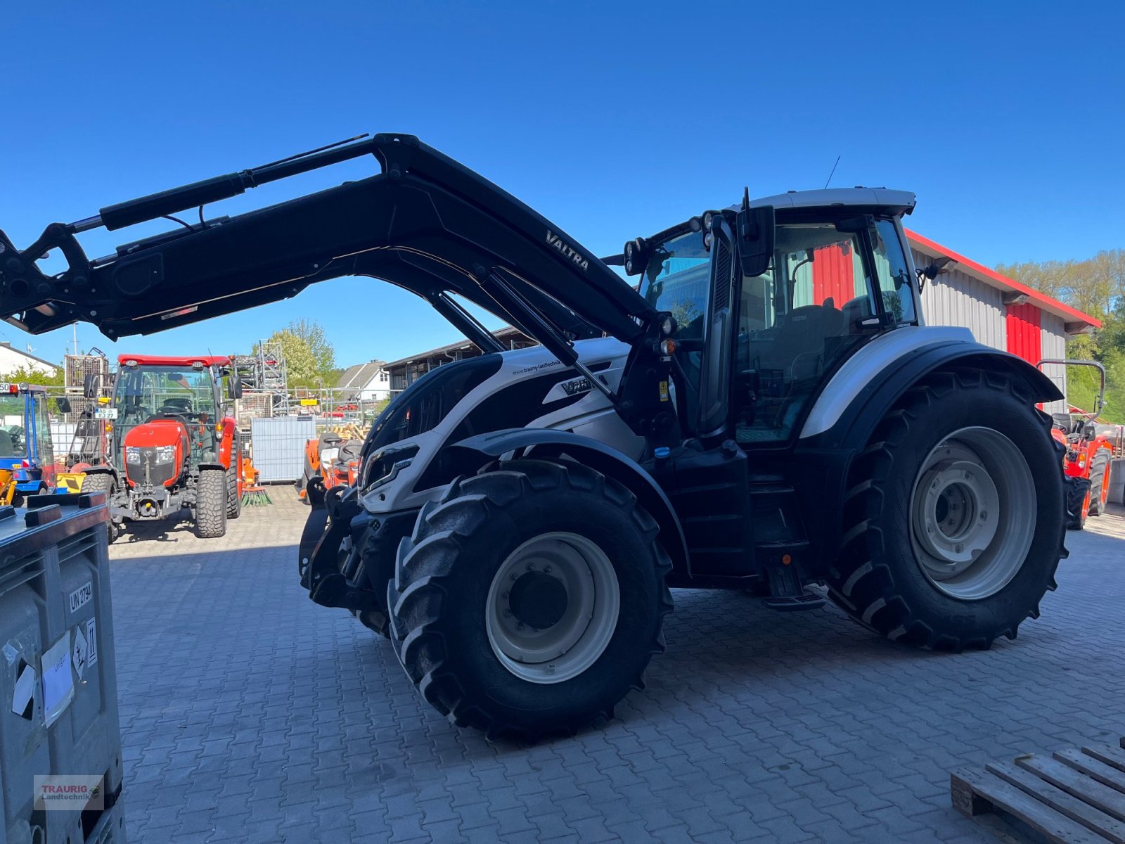 Traktor tipa Valtra T175 A mit FL, Gebrauchtmaschine u Mainburg/Wambach (Slika 21)