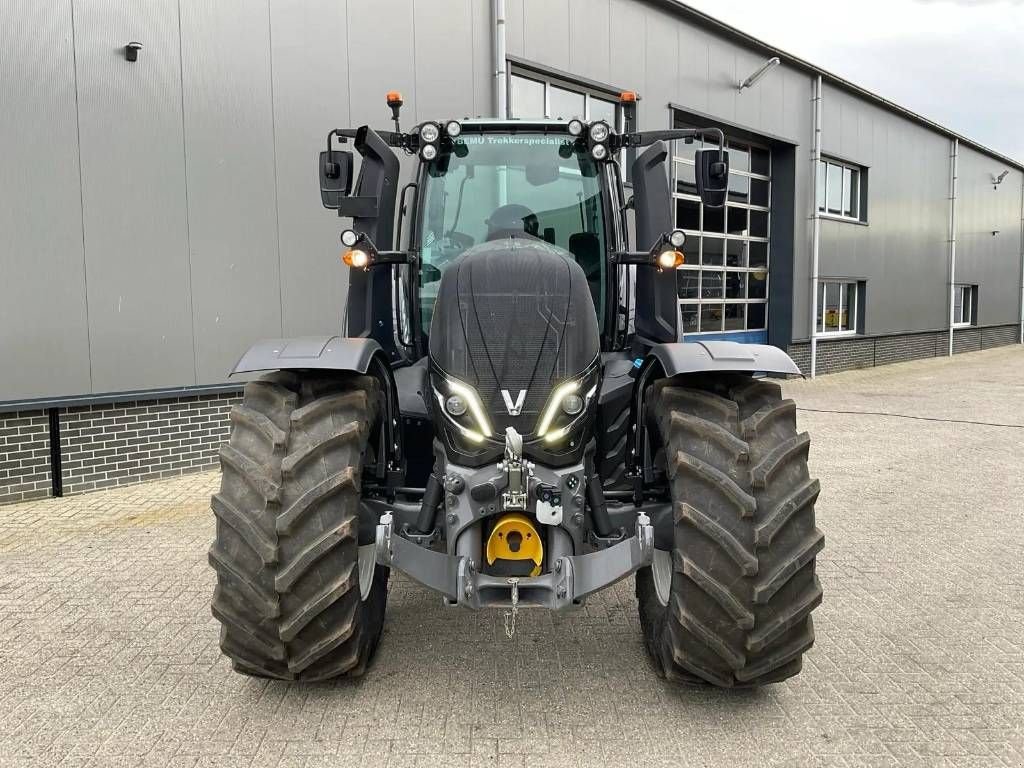 Traktor del tipo Valtra T175 Active, eco, 2024, 565 uur! GPS Voorbereid!, Gebrauchtmaschine In Marknesse (Immagine 3)