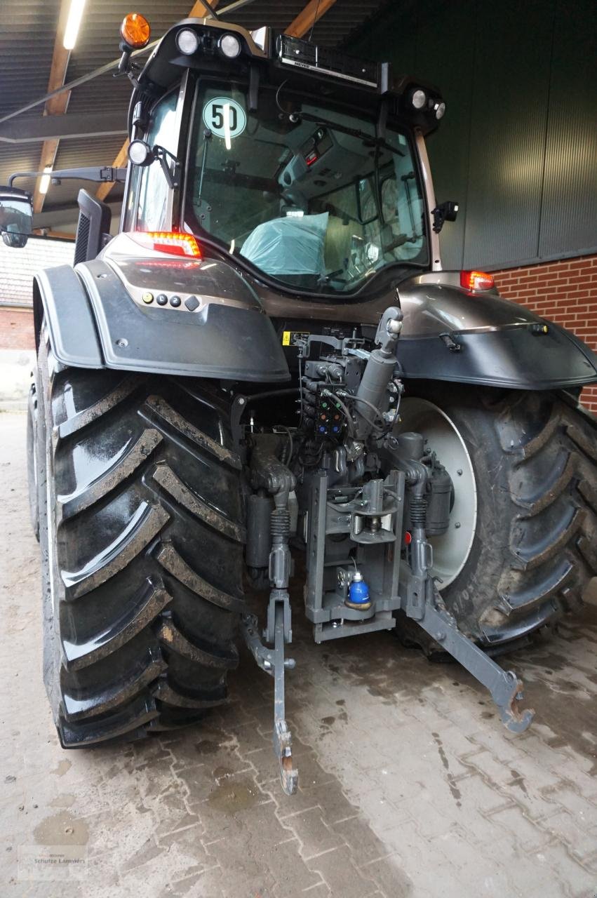 Traktor of the type Valtra T175 Active, Gebrauchtmaschine in Borken (Picture 7)
