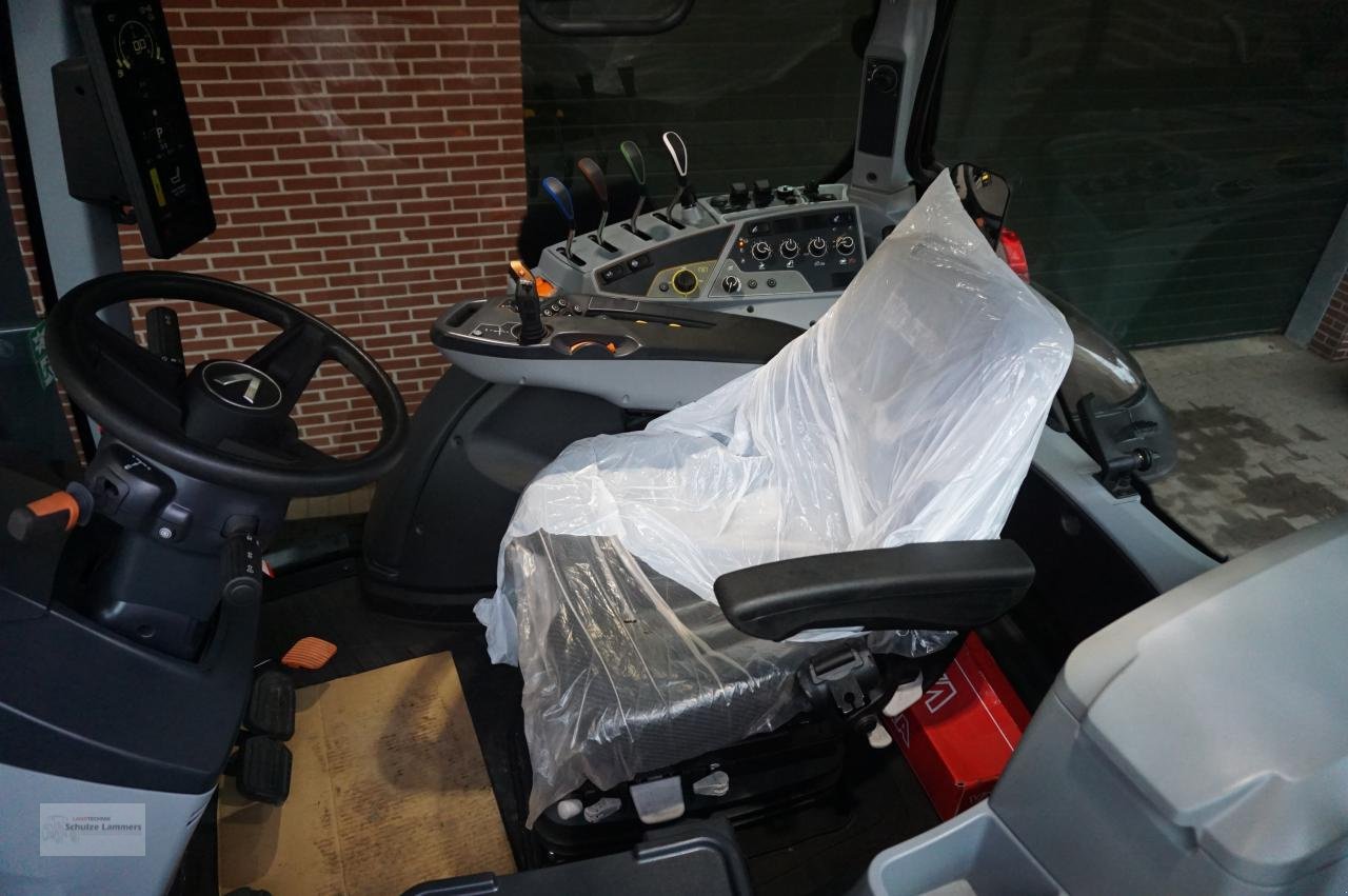 Traktor of the type Valtra T175 Active, Gebrauchtmaschine in Borken (Picture 11)