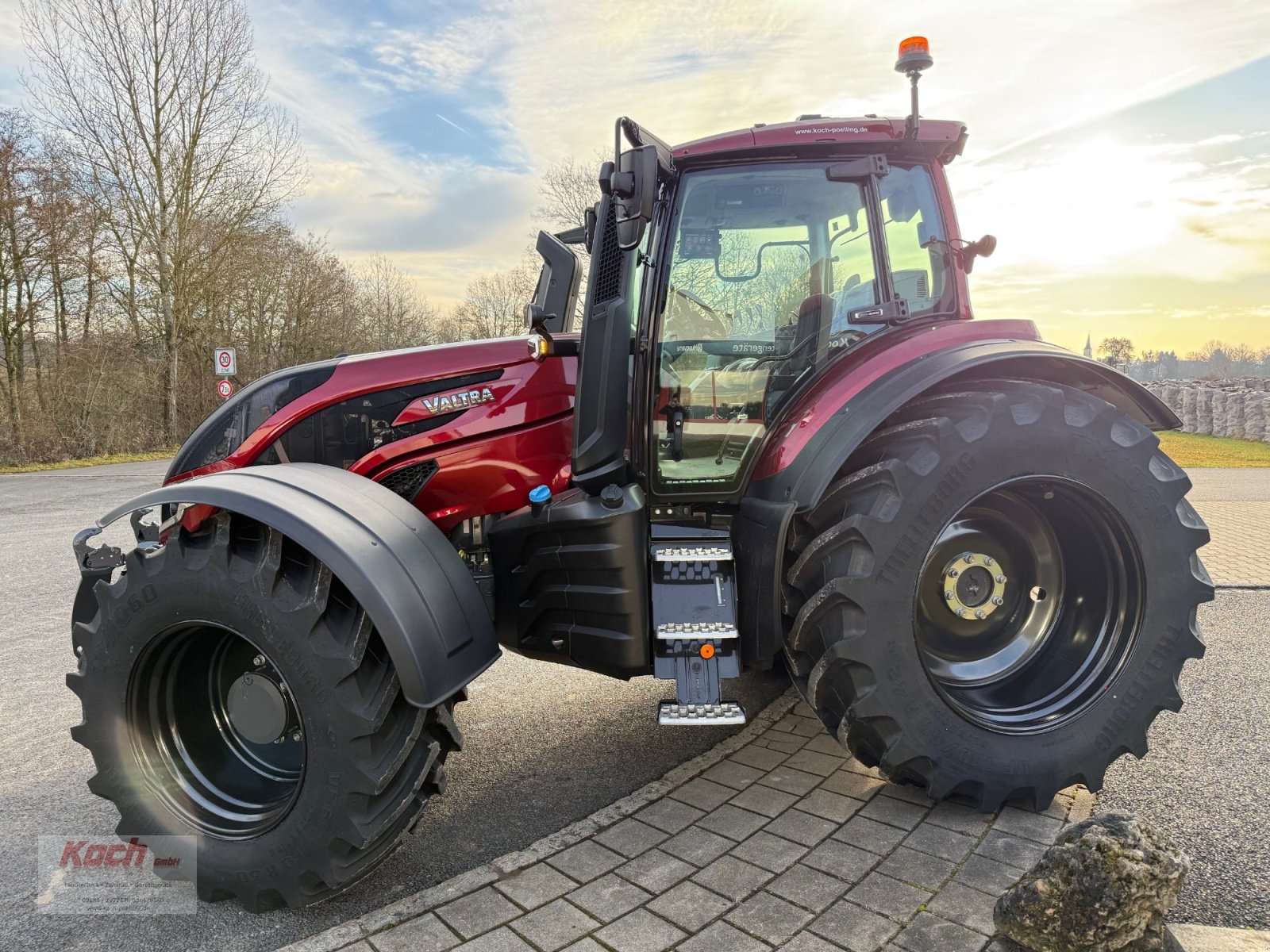 Traktor του τύπου Valtra T175 Active, Neumaschine σε Neumarkt / Pölling (Φωτογραφία 9)