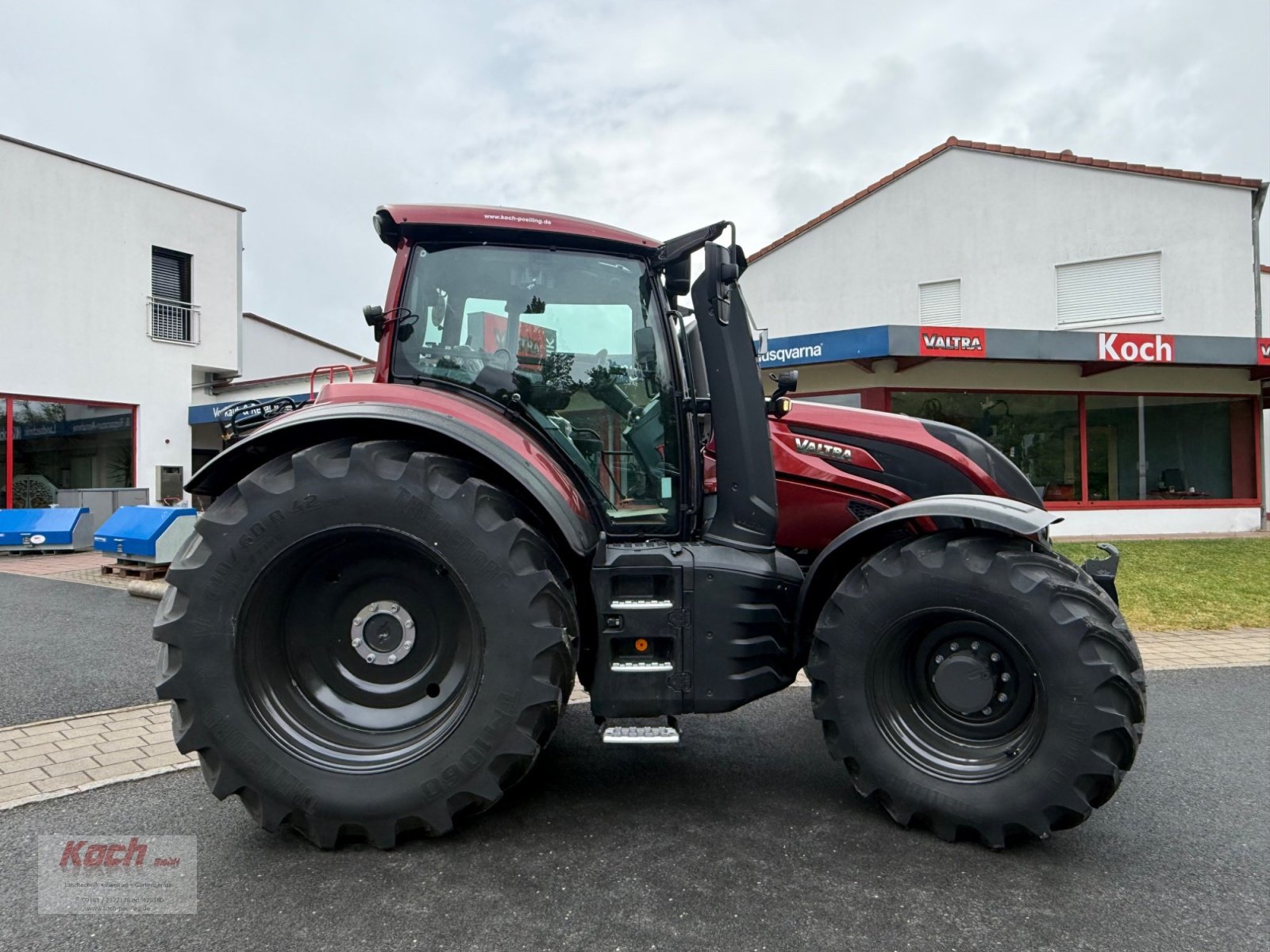 Traktor van het type Valtra T175 D, Neumaschine in Neumarkt / Pölling (Foto 4)