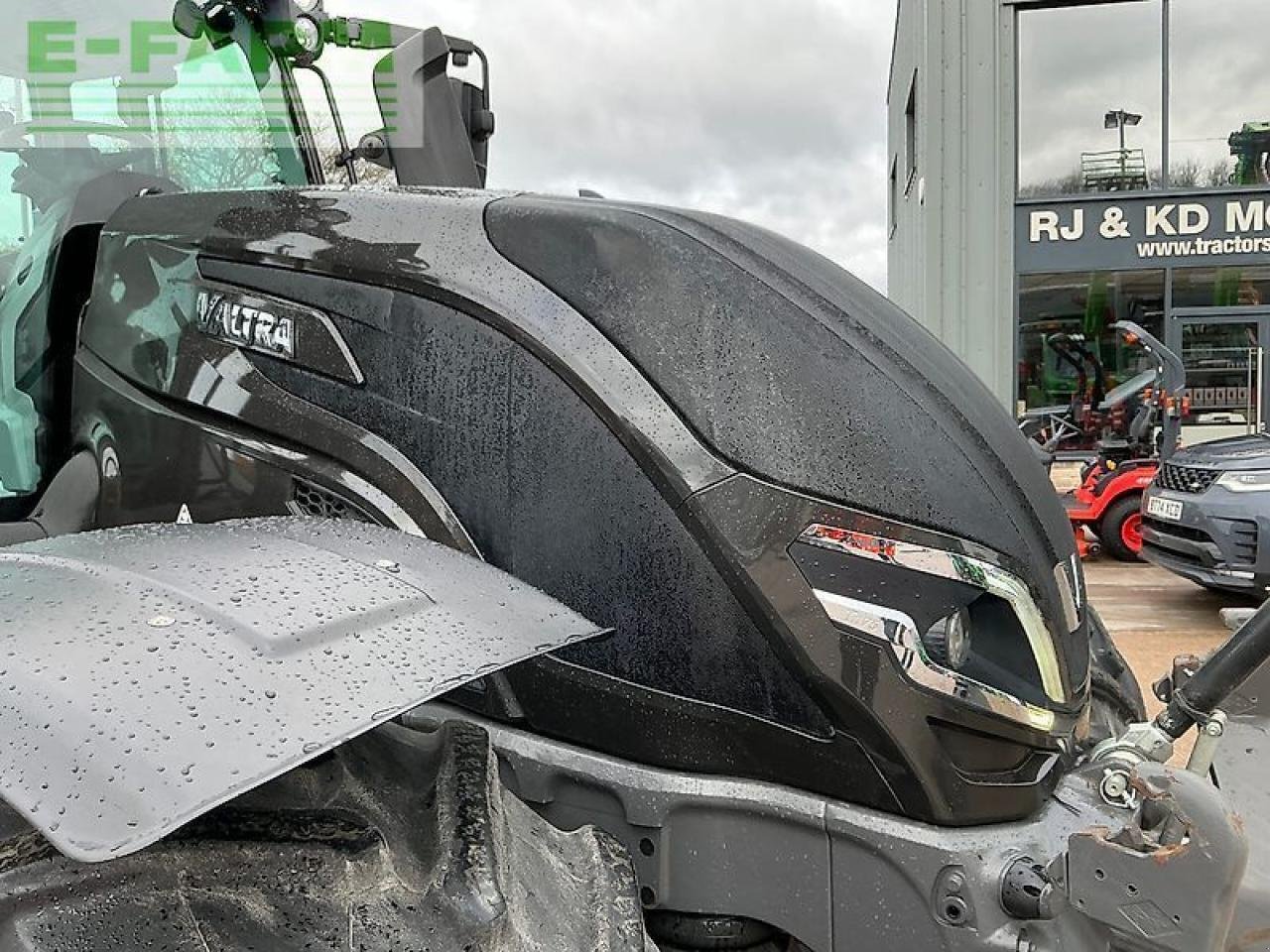 Traktor of the type Valtra t175 versu tractor (st25520) Versu, Gebrauchtmaschine in SHAFTESBURY (Picture 13)