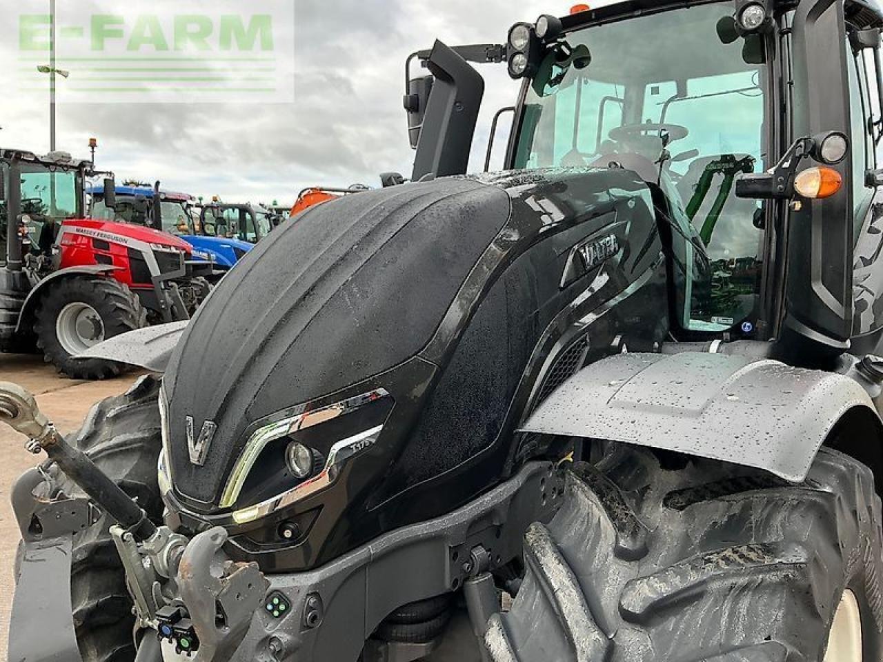Traktor of the type Valtra t175 versu tractor (st25520) Versu, Gebrauchtmaschine in SHAFTESBURY (Picture 16)