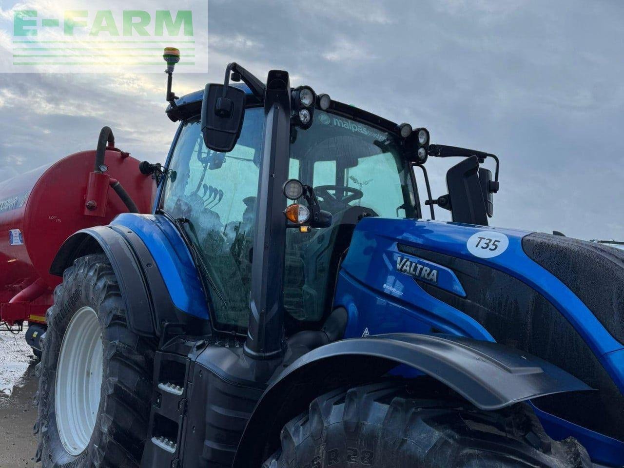Traktor tip Valtra T175, Gebrauchtmaschine in WARTON, CARNFORTH (Poză 3)