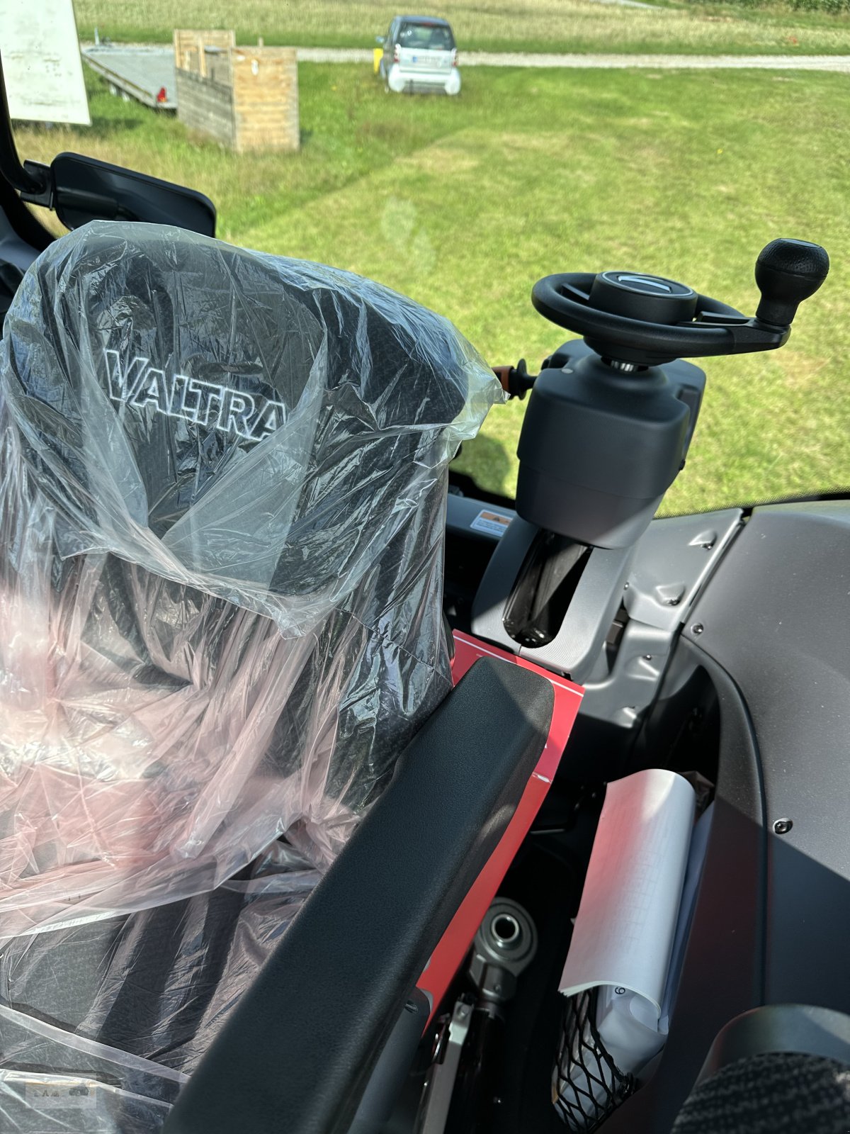 Traktor typu Valtra T175D, Neumaschine v Neumarkt St. Veit (Obrázek 8)