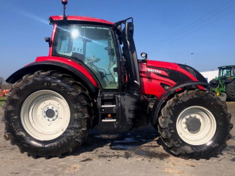 Traktor типа Valtra T175e Active, Gebrauchtmaschine в MÉRAL (Фотография 1)