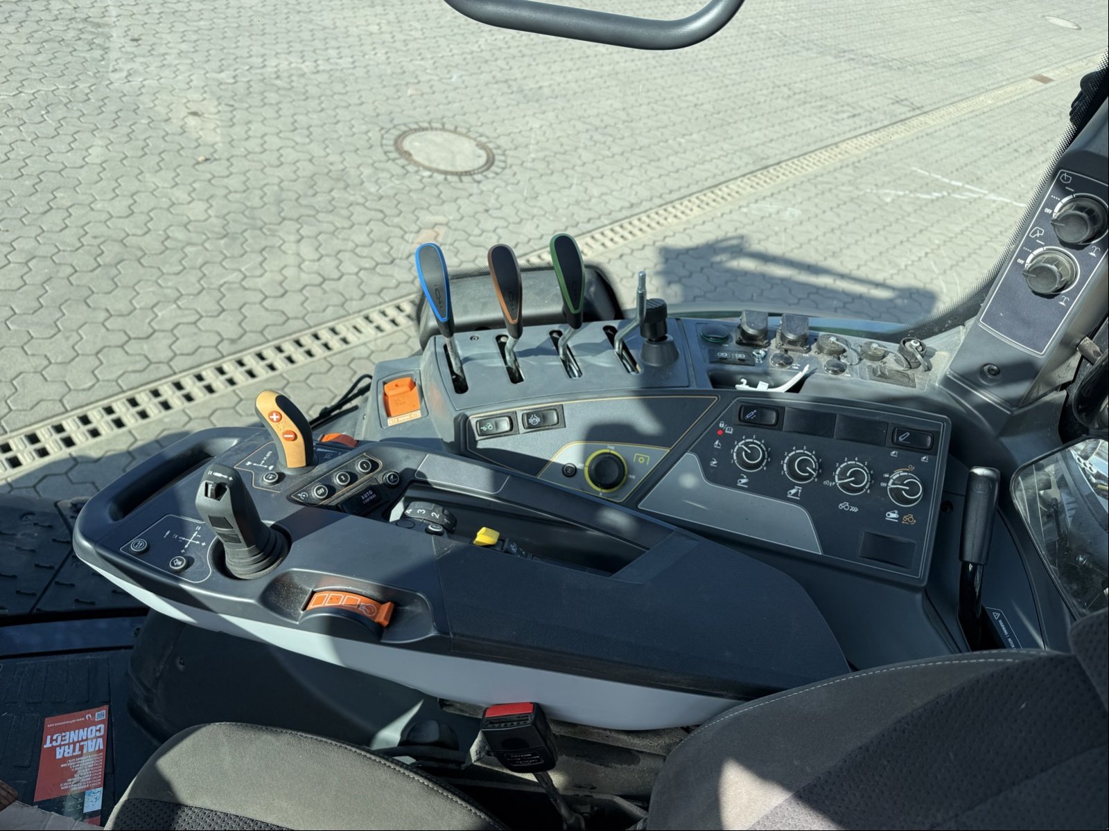 Traktor Türe ait Valtra T175e Active, Gebrauchtmaschine içinde Gadebusch (resim 11)