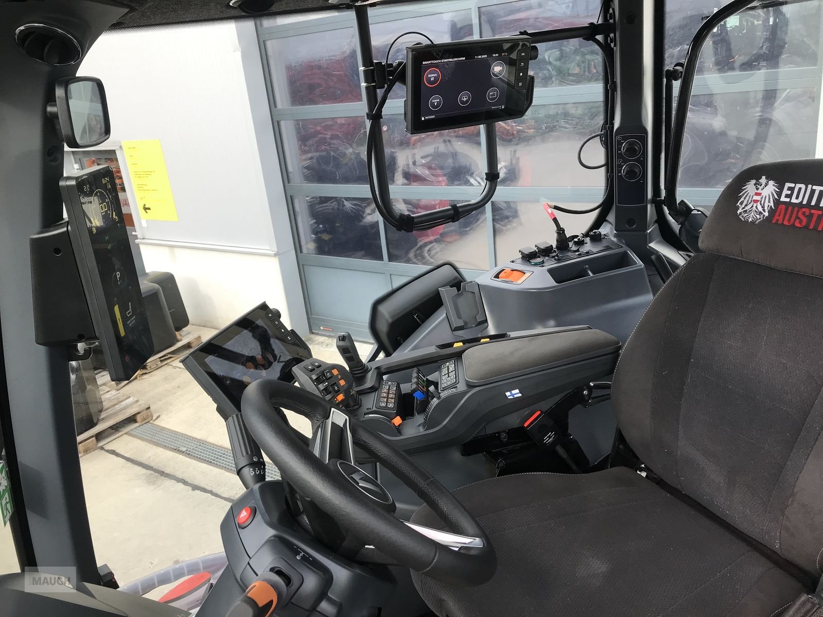 Traktor typu Valtra T175e Direct, Neumaschine v Burgkirchen (Obrázek 12)