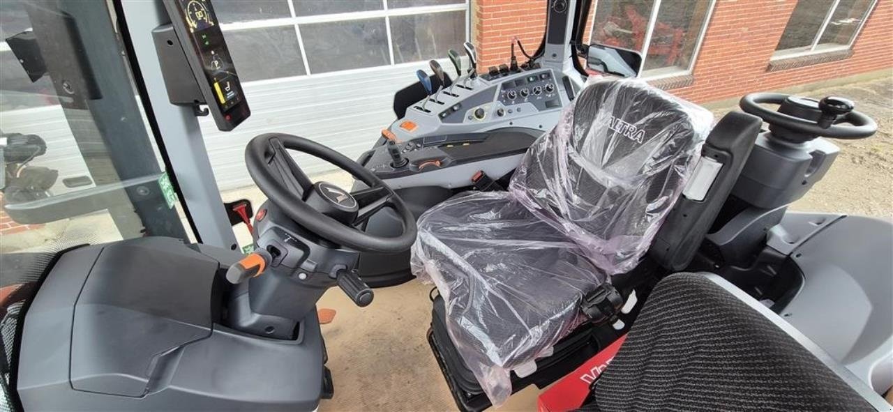 Traktor типа Valtra T175ED 2A1, Gebrauchtmaschine в Ringkøbing (Фотография 6)