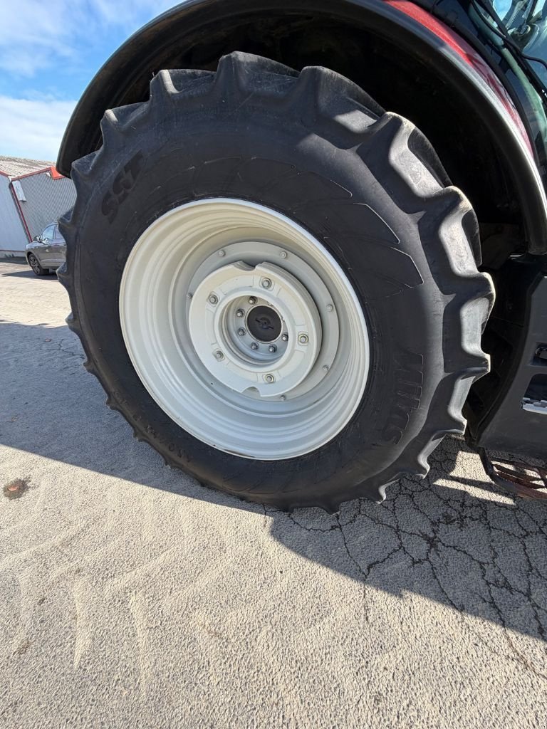 Traktor типа Valtra T175eD, Gebrauchtmaschine в PASSAIS LA CONCEPTION (Фотография 11)