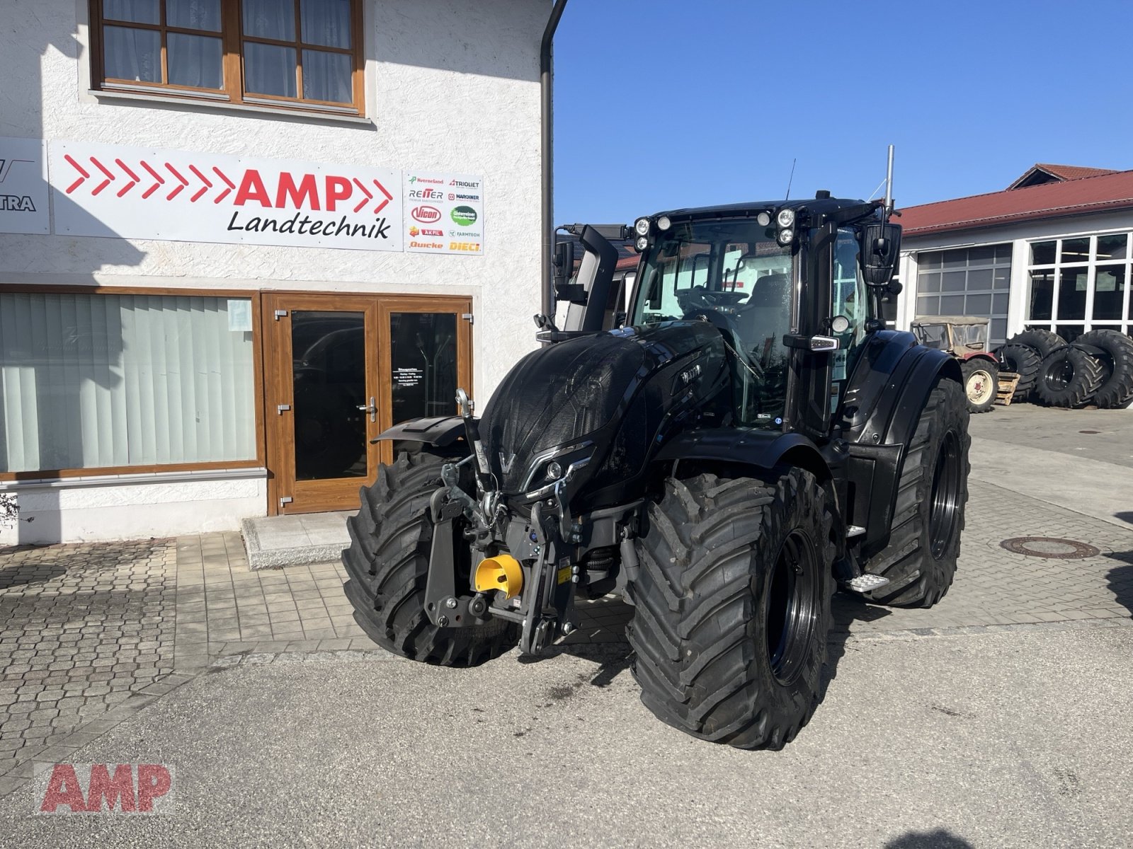 Traktor typu Valtra T175eD, Neumaschine v Teising (Obrázek 1)