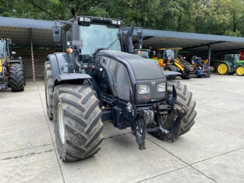 Traktor del tipo Valtra T182 Direct Poste inversé, Gebrauchtmaschine In Sorée (Immagine 1)