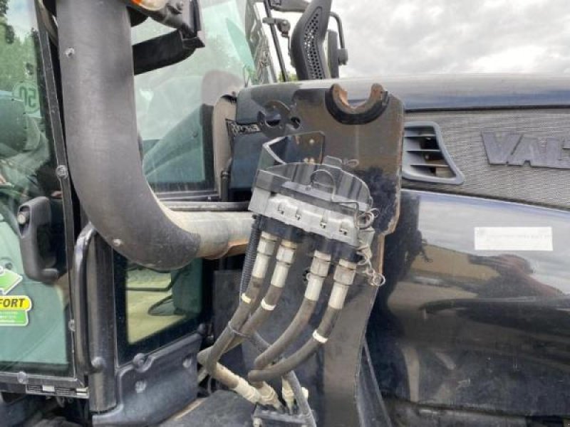 Traktor del tipo Valtra T182 Direct Poste inversé, Gebrauchtmaschine In Sorée (Immagine 11)