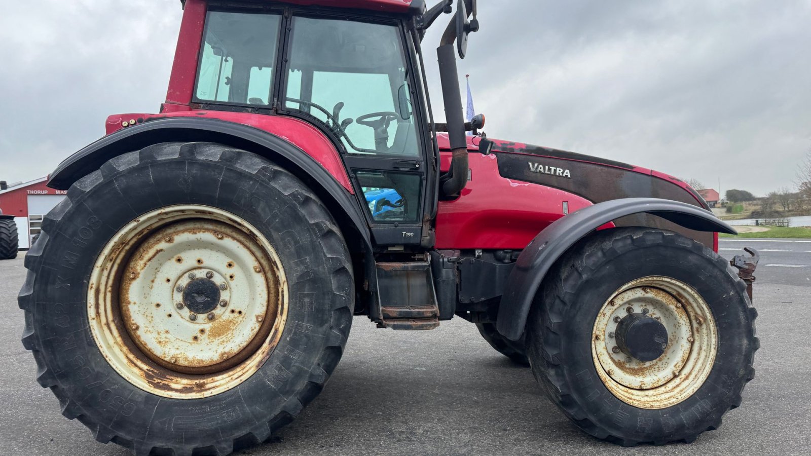 Traktor van het type Valtra T190 KUN 6100 TIMER!, Gebrauchtmaschine in Nørager (Foto 9)
