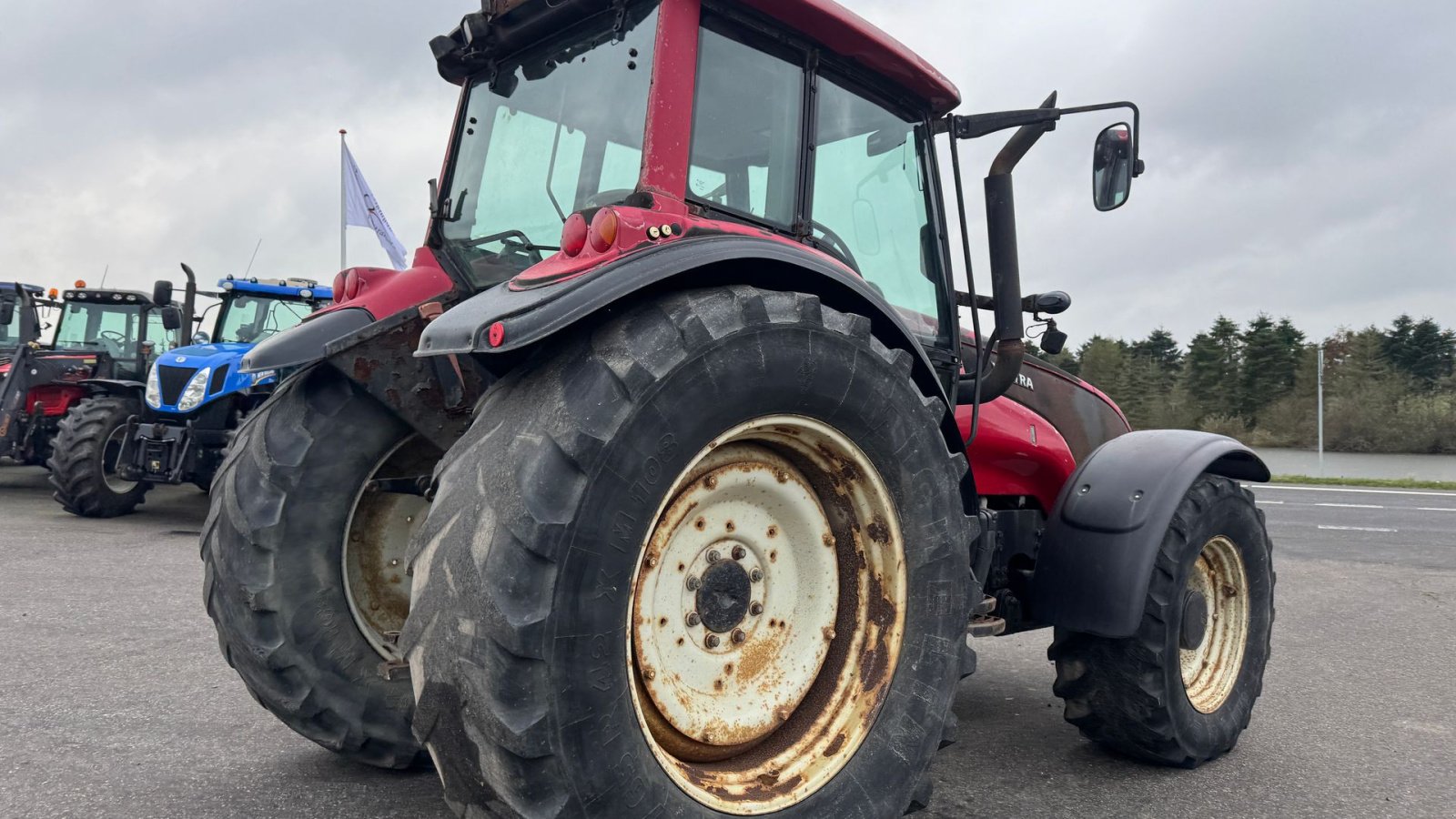 Traktor van het type Valtra T190 KUN 6100 TIMER!, Gebrauchtmaschine in Nørager (Foto 11)