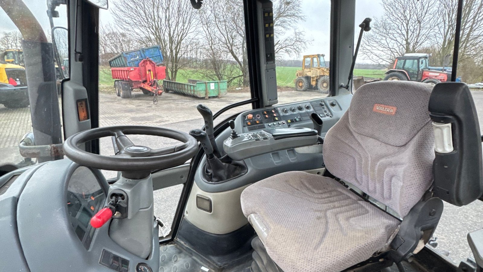 Traktor van het type Valtra T190 KUN 6100 TIMER!, Gebrauchtmaschine in Nørager (Foto 15)