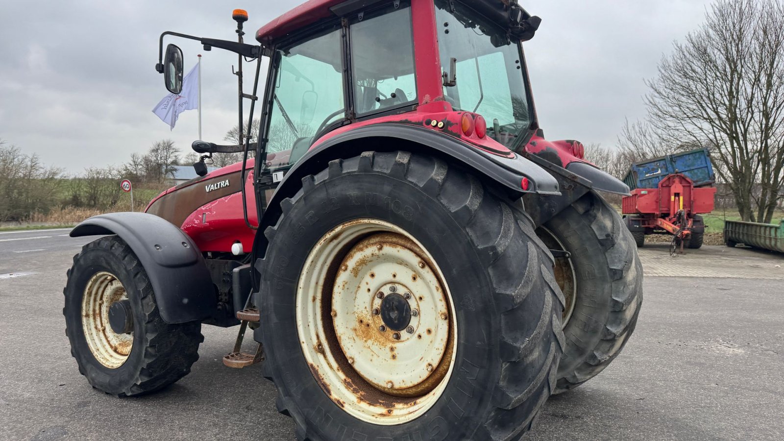 Traktor van het type Valtra T190 KUN 6100 TIMER!, Gebrauchtmaschine in Nørager (Foto 4)