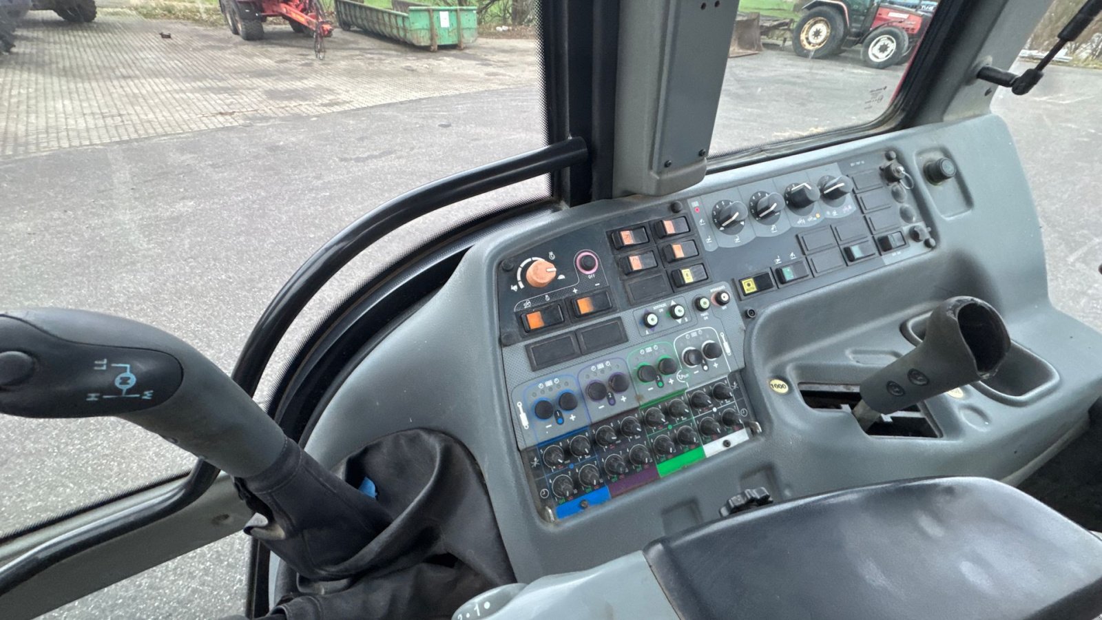 Traktor van het type Valtra T190 KUN 6100 TIMER!, Gebrauchtmaschine in Nørager (Foto 18)